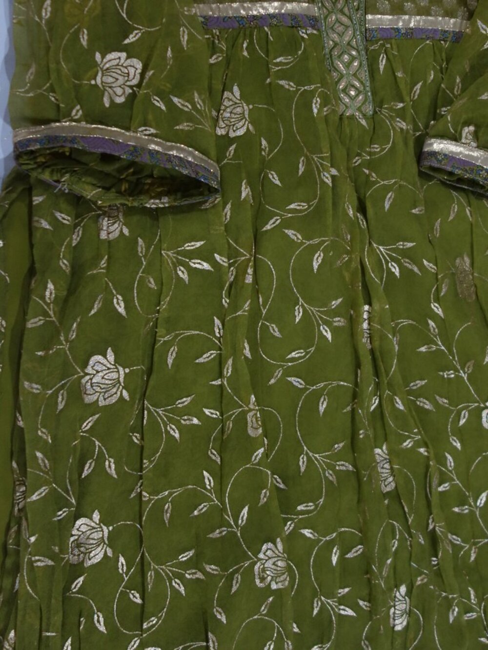 Beautiful GreenGold 2PC Kurta/with 2 Churidar to Mix & Match